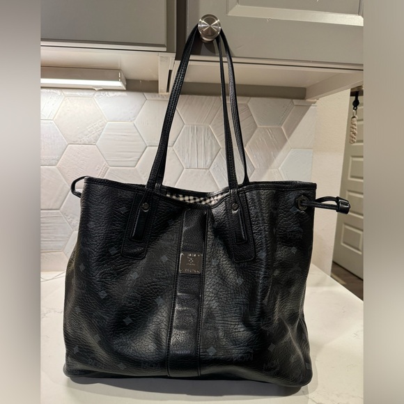 MCM Liz Shopper - Picture 5 of 13